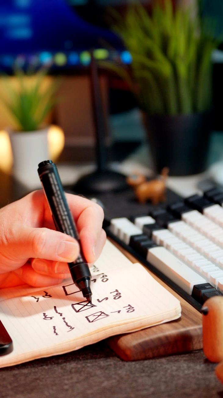 AI-controlled smart lighting system preventing eye strain in home office